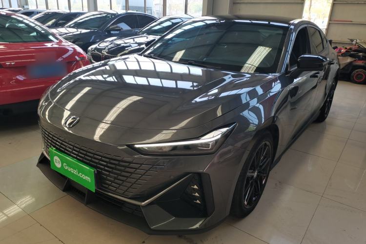 Used CHANGAN UNI-V 2023 1.5T Prestige Model