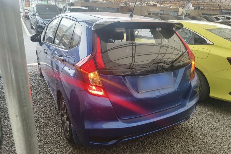 Used Honda Fit 2018 1.5L CVT Comfort Version Exterior 2