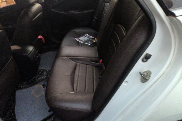 Used Hyundai Sonata 2013 2.4L Automatic Leading Edition China IV Standard Left Rear Seat