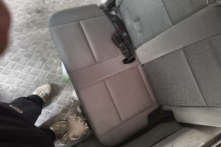 Used Foton Toano 2019 2.5T E Long Wheelbase 7-Seater 4J25TC3
