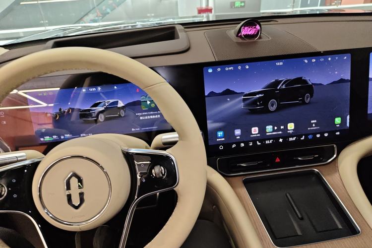 Used Hima AITO M9 2024 Range-Extended Max Edition 42 kWh 6-Seater Version
