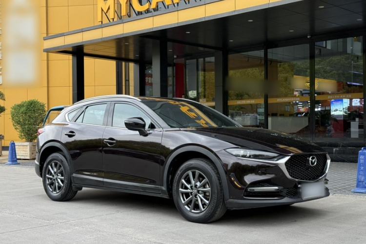 Used Mazda CX-4 2020 2.0L Automatic Two-Wheel Drive Blue Sky Leading Edition Exterior 4