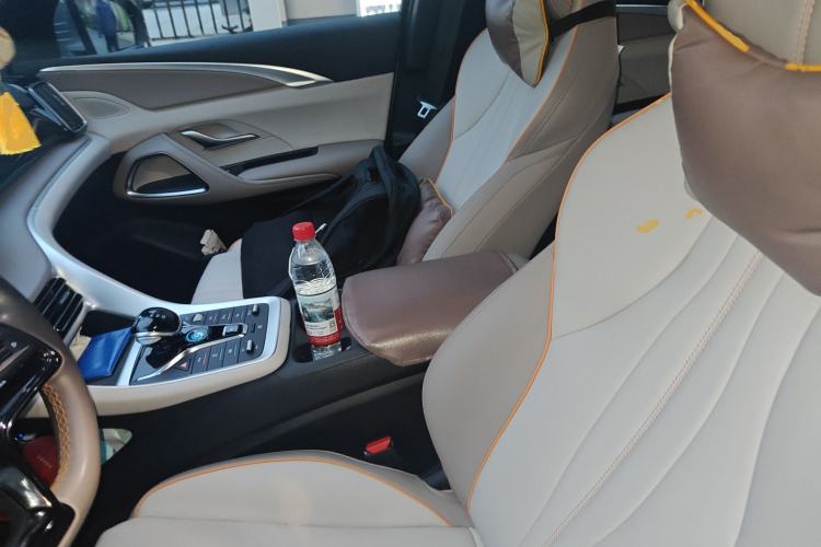 Used BYD Song Pro New Energy 2024 HONOR Edition DM-i 71KM Leading Model
