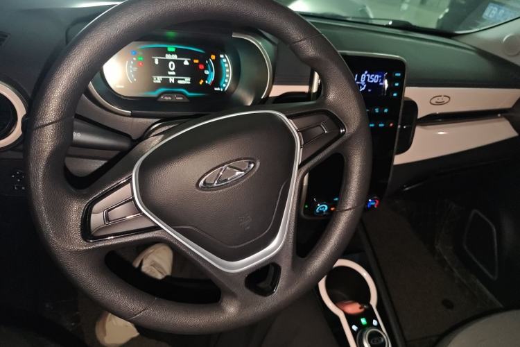 Used Chery Little Ant 2021 200 000-Yuan Ant Fan Edition Energetic Version NMC Lithium Battery 301 km