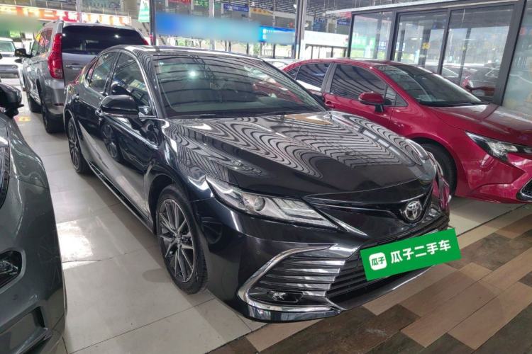 Used Toyota Camry 2021 2.5G Luxury Edition Front Right 45 Deg