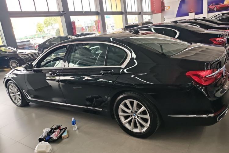 Used BMW 7 Series 2017 730Li Leading Model
