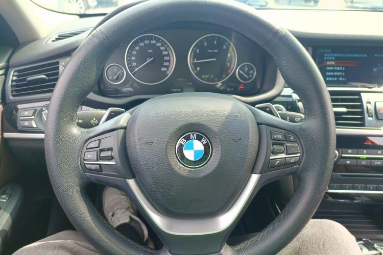 Used BMW X4 2014 xDrive20i X Design Package Steering Wheel