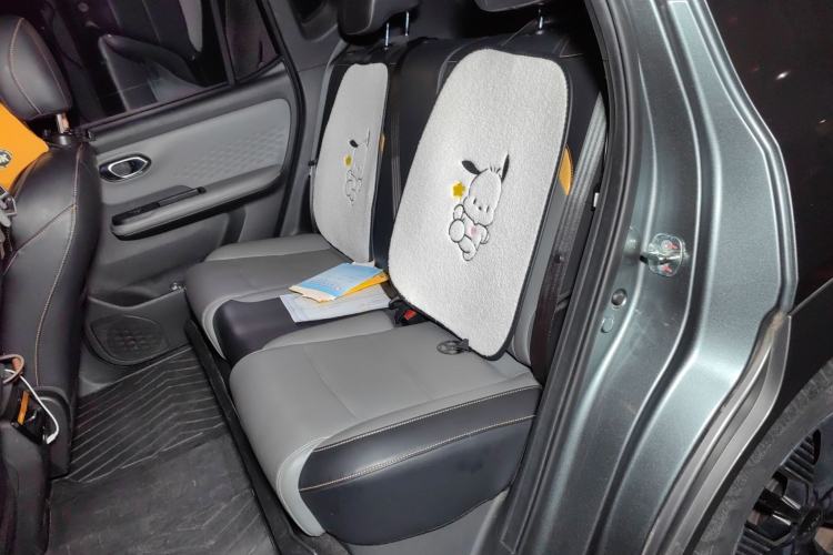 Used AION Y 2021 70 Enjoyment Tech Edition Left Rear Seat