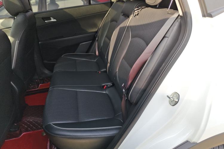 Used Hyundai ix25 2015 1.6L Automatic Two-Wheel Drive Smart GLS Trim
