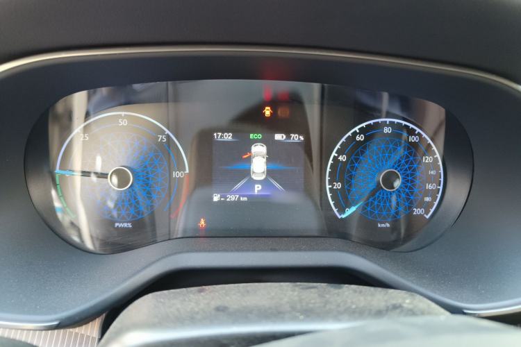 Used Hongqi E-QM5 2022 431 km Charge & Enjoy Edition Instrument Cluster