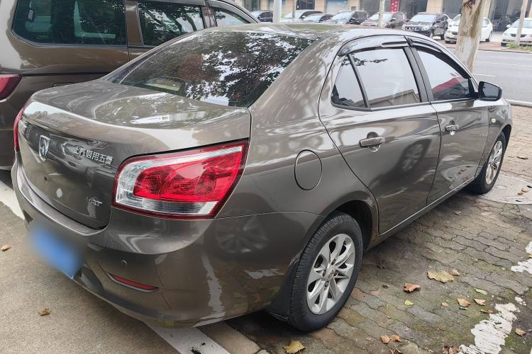 Used Baojun 630 2013 1.5L automatic Elite version