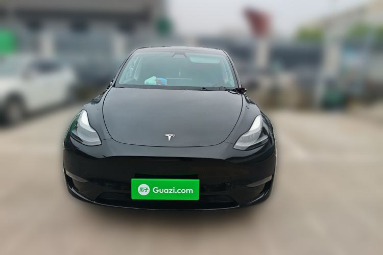 Used Tesla Model Y 2021 Long-Range All-Wheel-Drive Version Front