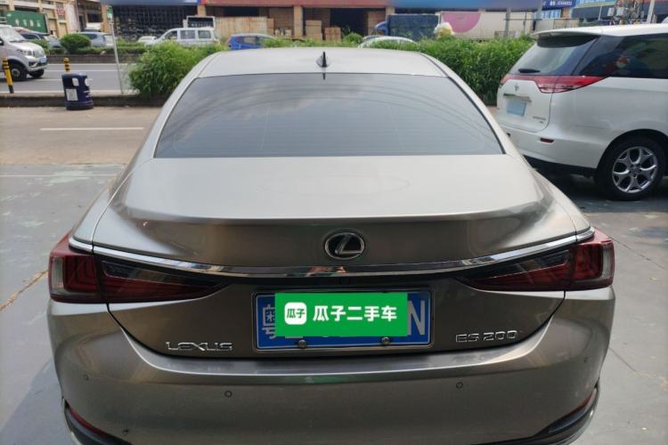 Used Lexus ES 2022 200 Excellence Edition Rear