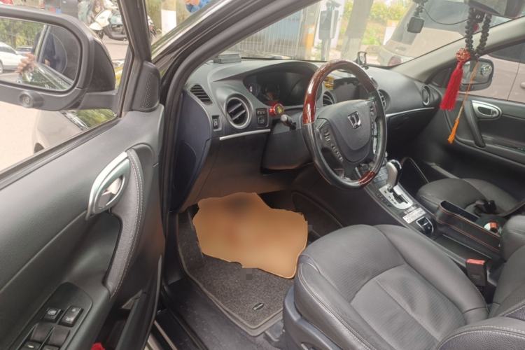 Used Luxgen Great 7 SUV 2014 2.2T Four-Wheel Drive Prestige Version Driver Seat