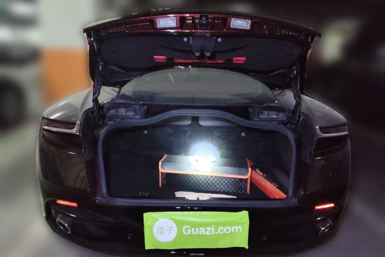 Used AstonMartin DB11 2016 5.2T First Edition
