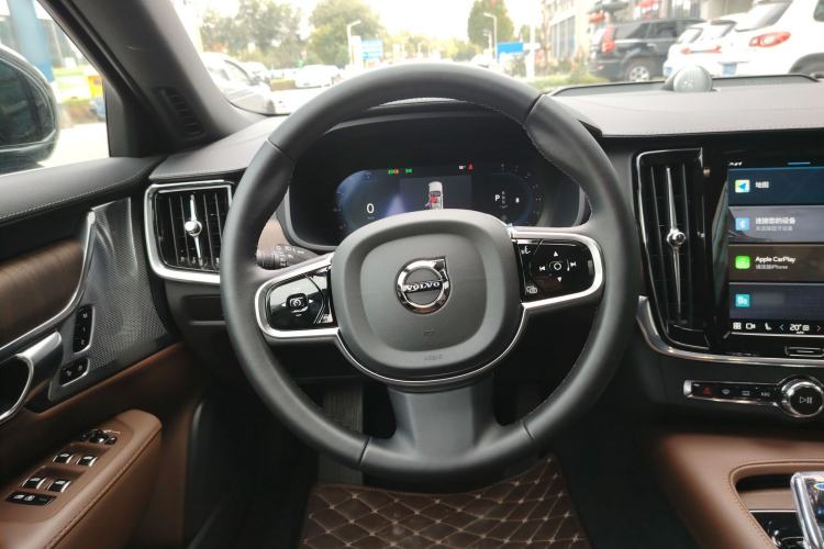 Used Volvo S90 2025 B5 Zhiya Luxury Edition
