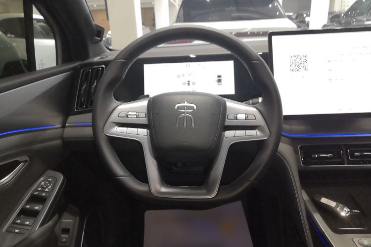 Used BYD Song L DM-i 2025 Intelligent Driving Version 160 km Beyond-Range Type Steering Wheel