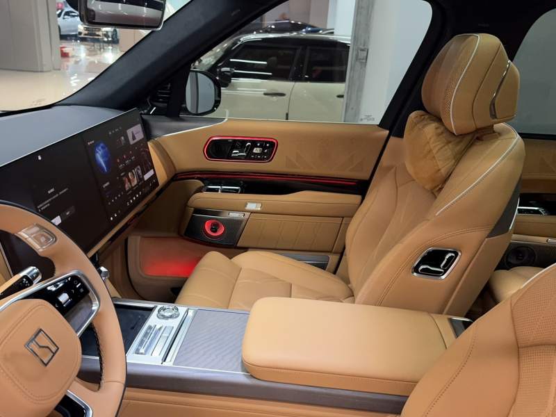 Used Zeekr 9X 2025 Hyper Edition 70kWh — 32
