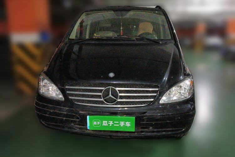 Used Mercedes-Benz Viano 2010 2.5L Luxury Edition