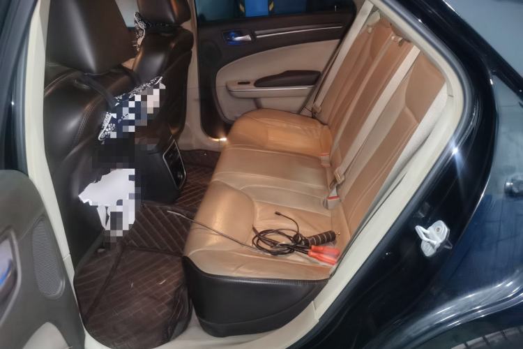 Used Chrysler 300C 2013 3.6L Premium Edition
