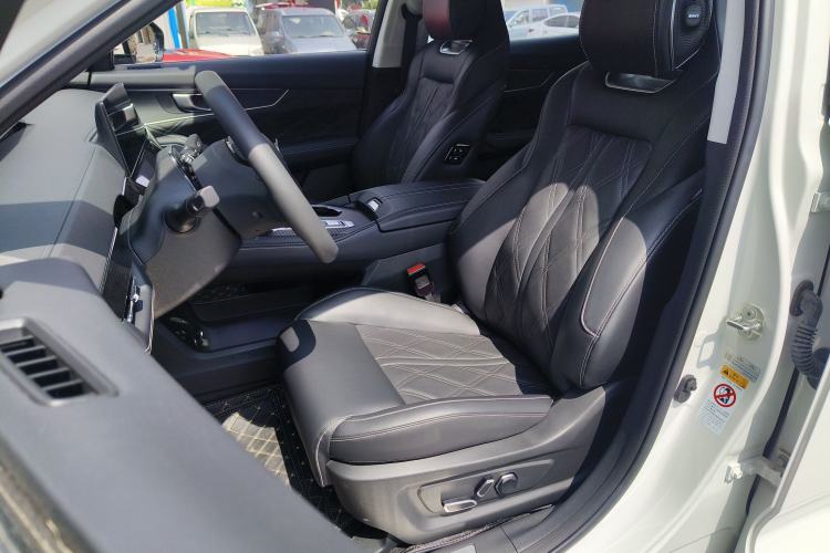 Used CHANGAN UNI-K iDD 2024 ZhiDian iDD 1.5T 135km Smart Leading Model
