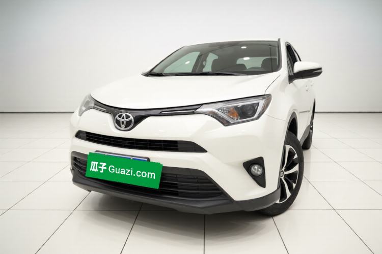 Used Toyota RAV4 2016 2.0L CVT Two-Wheel Drive Fashion Edition China V Standard
