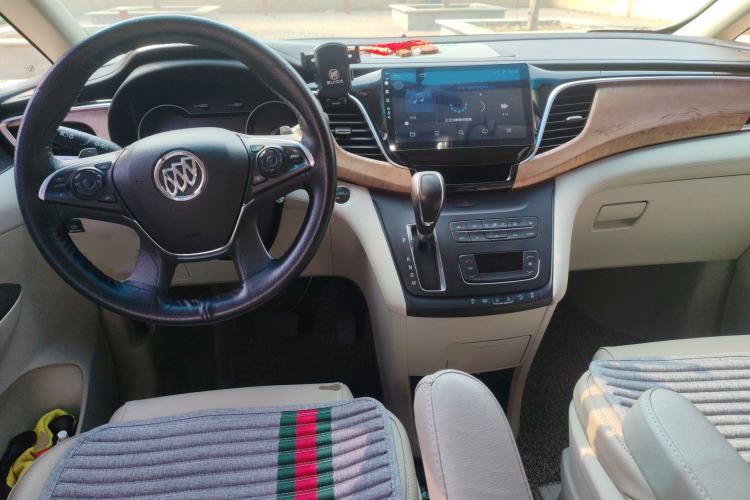 Used Buick GL8 2017 ES 28T Comfort Model China V Standard
