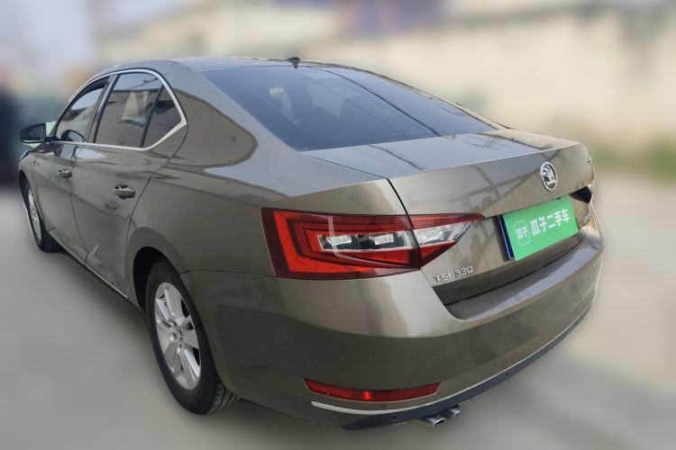 Used Skoda Superb 2016 TSI280 Manual Front-Drive Version
