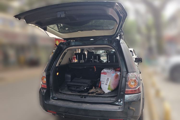 Used Land Rover Freelander 2 2013 2.2T SD4 SE Diesel Edition Trunk