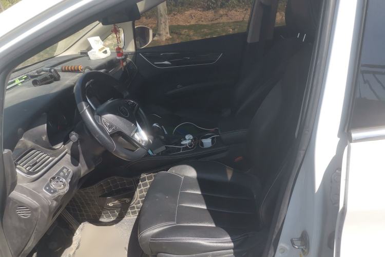 Used BYD Song MAX 2018 1.5T Automatic Smart Connect Luxury 6-Seater
