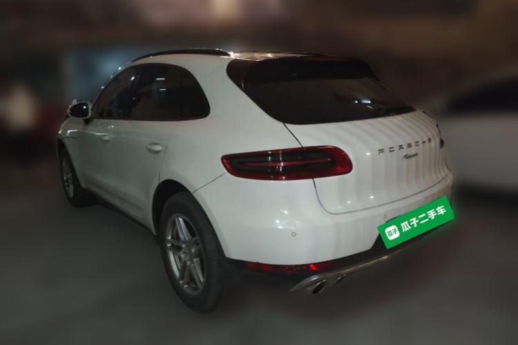 Used Porsche Macan 2017 Macan 2.0T Rear Left 45 Deg