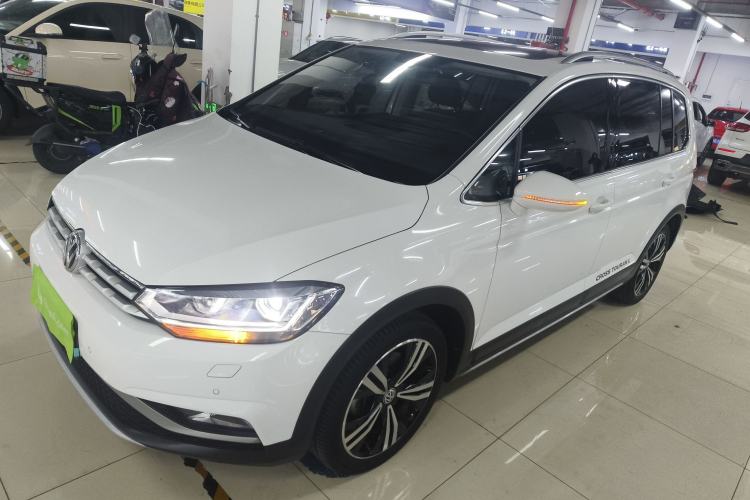 Used Volkswagen Touran 2021 Volkswagen Touran L 280TSI DSG Boundary Edition 7-Seater