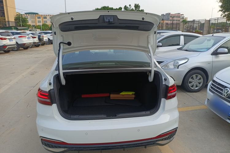 Used Volkswagen Lavida 2024 1.5L Automatic Starry Sky 5 Million Edition Trunk