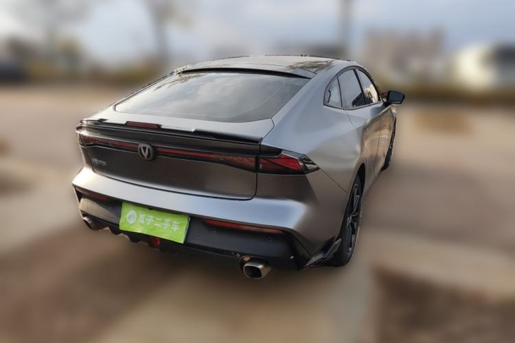 Used CHANGAN UNI-V 2022 1.5T Prestige Version