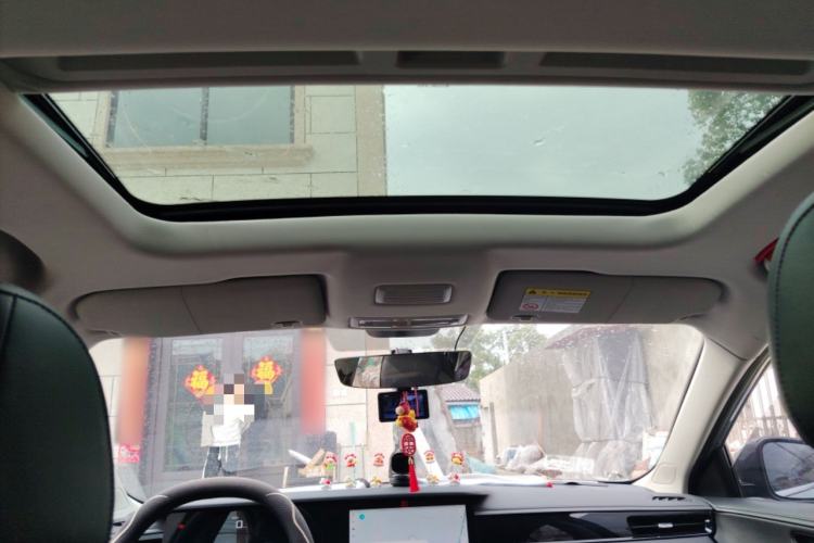 Used Roewe i5 2023 1.5L CVT Luxury Edition
