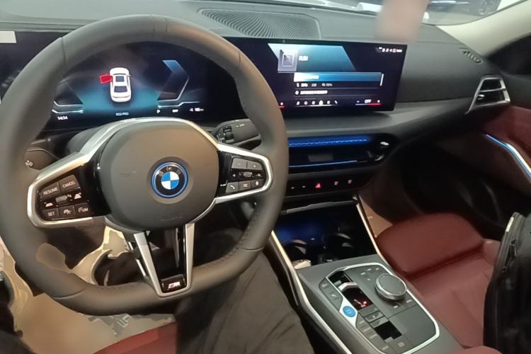 Used BMW i3 2025 eDrive 35 L