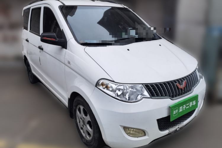 Used Wuling Hongguang 2014 1.5L Base Version Front Right 45 Deg