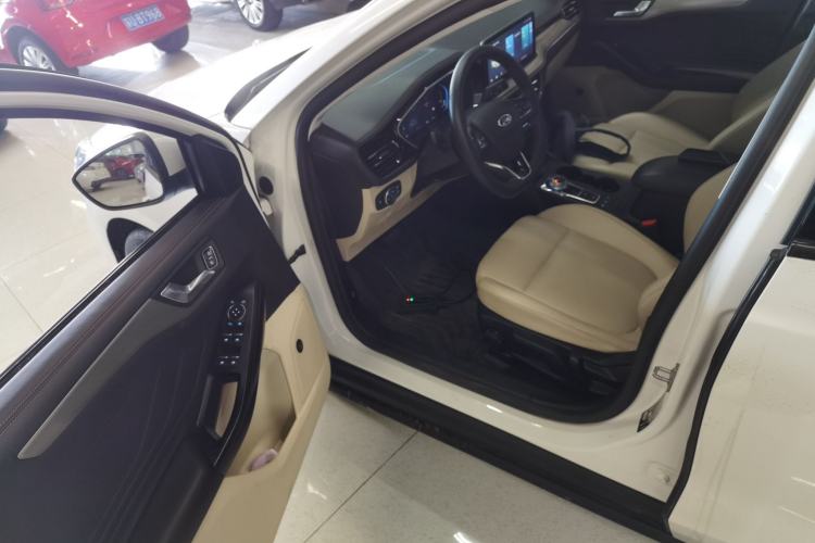 Used Ford Focus 2020 Sedan EcoBoost 180 Automatic Trend Edition