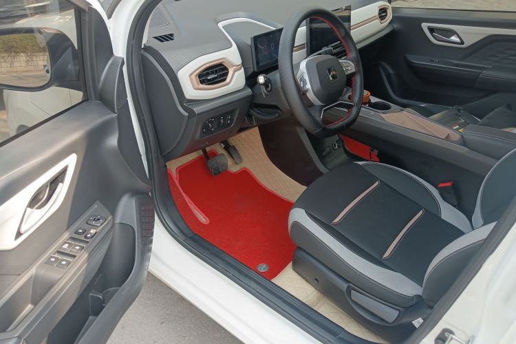 Used JAC Yiwei E10X 2024 Charming Edition 301km Lite