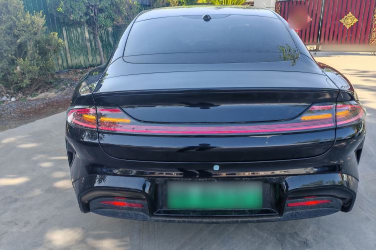 Used Xiaomi Auto SU7 2024 Four-Wheel Drive Ultra-Long Range Advanced Intelligent Driving Max Edition