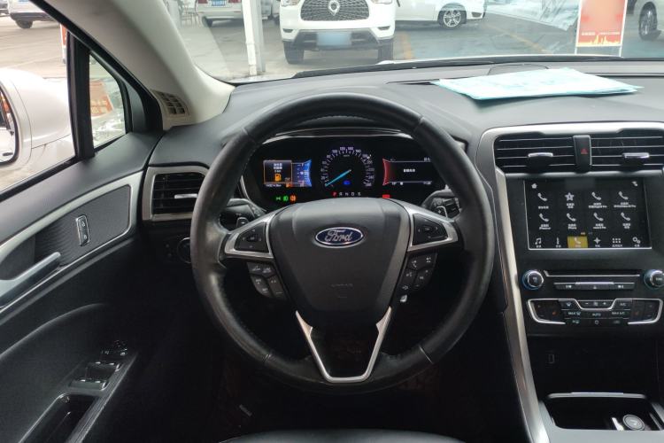 Used Ford Mondeo 2017 EcoBoost 200 Luxury Model Steering Wheel