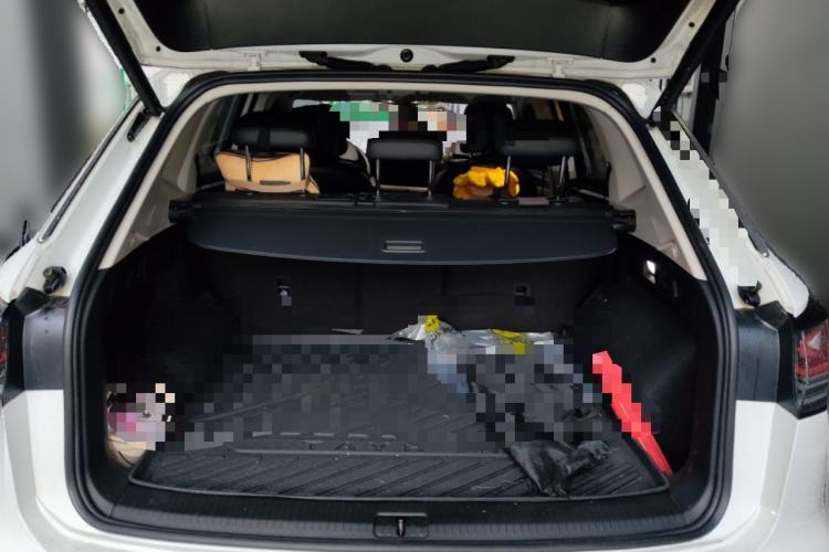 Used Volkswagen Tayron 2023 330TSI Two-Wheel-Drive Luxury Plus Advanced Version Trunk