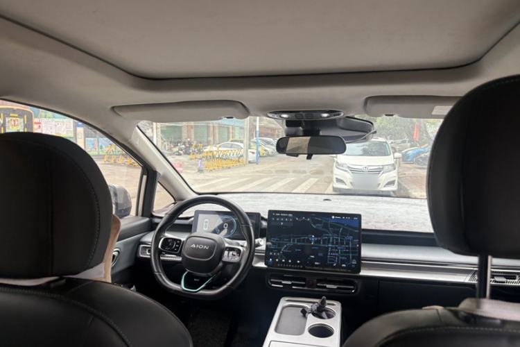 Used AION Y 2023 Plus 510 Smart Edition