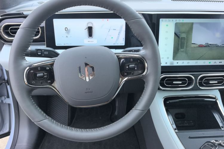 Used Leapmotor C01 2022 Four-Wheel Drive Dual-Motor Performance Version Steering Wheel