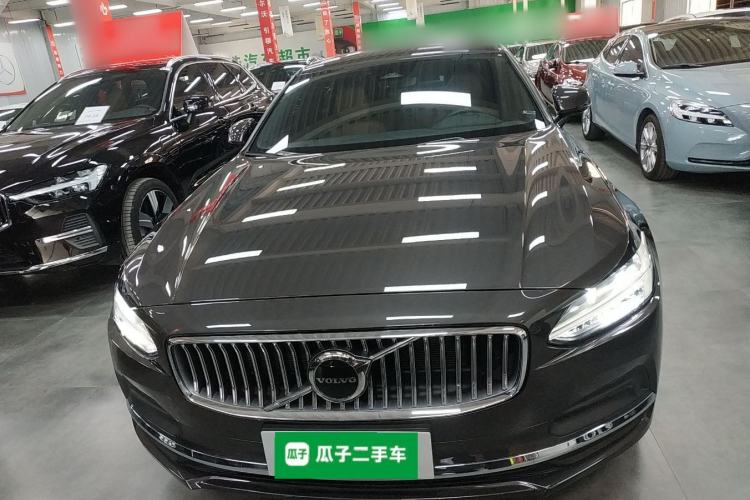 Used Volvo S90 2023 B5 Zhiyi Luxury Edition
