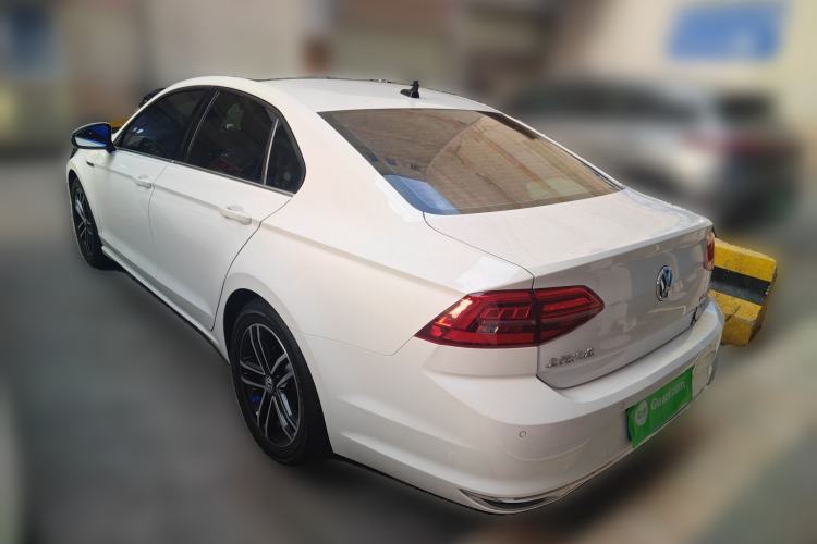 Used Volkswagen Lamando 2021 280TSI DSG Comfort Edition
