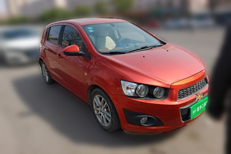 Used Chevrolet Aveo Sonic 2011 Sedan 1.4L Manual Transmission SE