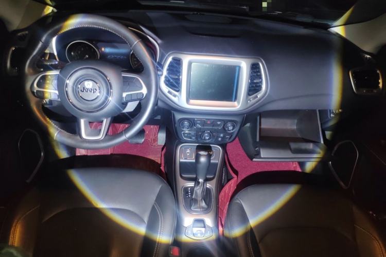 Used Jeep Compass 2017 200T Automatic Family Edition
