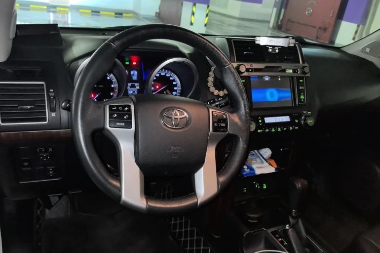 Used Toyota Prado 2016 3.5L Automatic TX-L NAVI Steering Wheel
