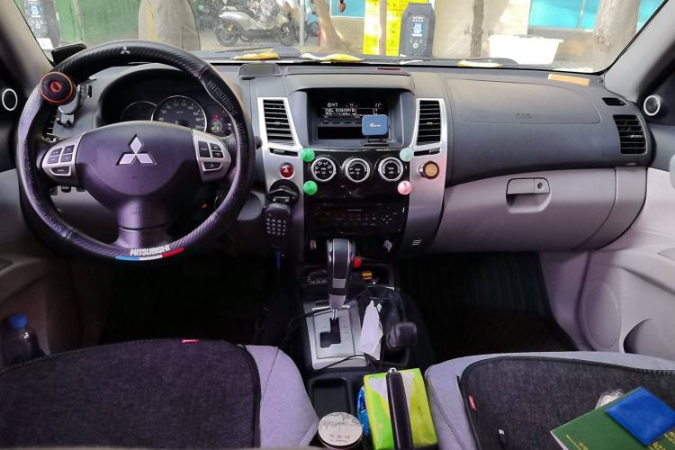 Used Mitsubishi Pajero Sport 2013 3.0L Automatic 4x4 Executive Edition